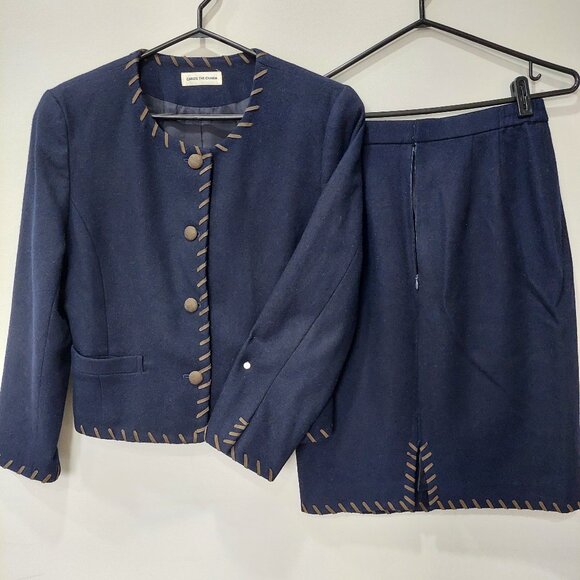 CARO'S THE CHARM Women's Leather Detail Boucle Jacket Skirt Suit, Size S/Japan M - Picture 1 of 14
